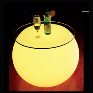 Table basse rond lumineuse LED, table basse ronde en forme de boule avec un plateau de verre  jaune